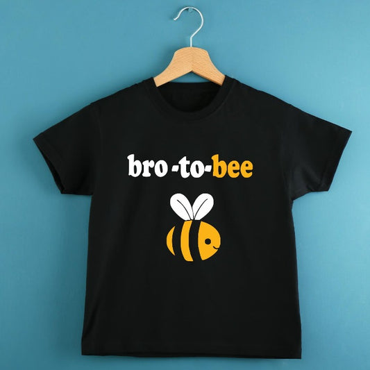 Mom to Bee Dad to Bee Pregnancy Announcement - Bro to Bee T-Shirt - T Bhai
